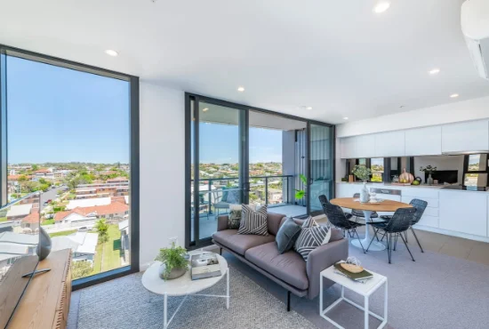 30705/300 Old Cleveland Road, Coorparoo, Qld 4151