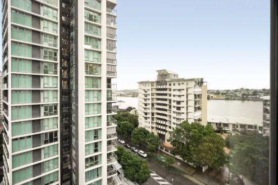 30906/2 Harbour Road, Hamilton, Qld 4007-Image