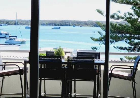 310/360 Marine Parade, Labrador, Qld 4215