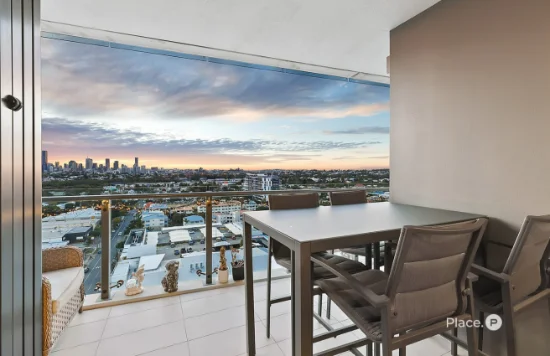 31302/300 OLD CLEVELAND Road, Coorparoo, Qld 4151