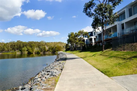 323/29-49 VARSITY PARADE, Varsity Lakes, Qld 4227-Image