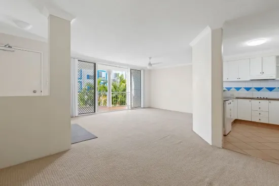 34/28 Chairlift Avenue, Mermaid Beach QLD 4218-Image