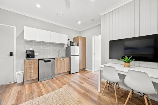 36 Thynne Road, Morningside, Qld 4170