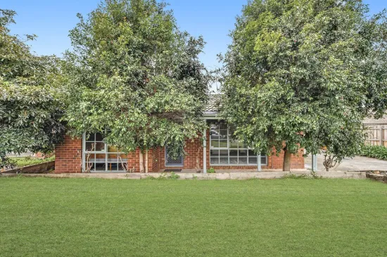 36 Verona Drive, Hampton Park, Vic 3976