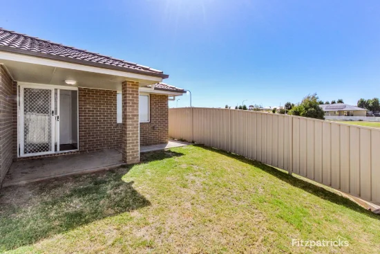 36A Ross Parkway, Gobbagombalin, NSW 2650
