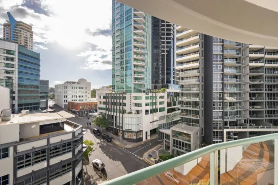 39/35 Howard Street, Brisbane City, Qld 4000-Image