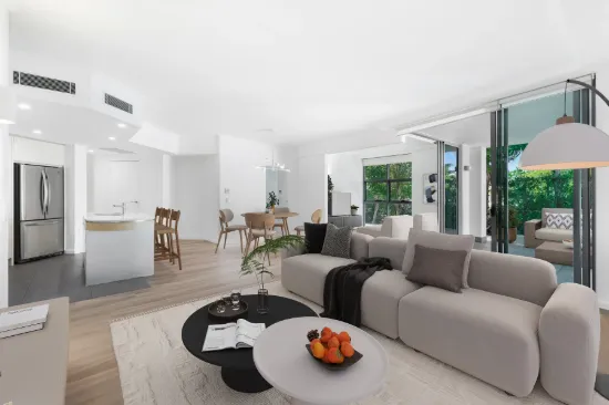 3A/28 Bayview Street, Runaway Bay, Qld 4216