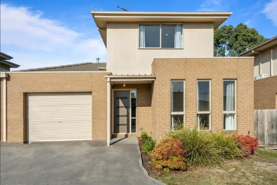 4/1 Darraweit Road, Wallan, Vic 3756 - For Rent