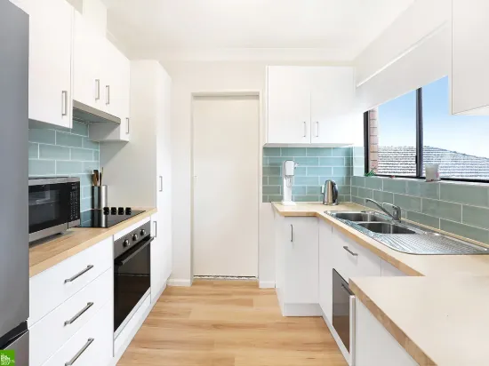 4/10 Berkeley Road, Gwynneville, NSW 2500