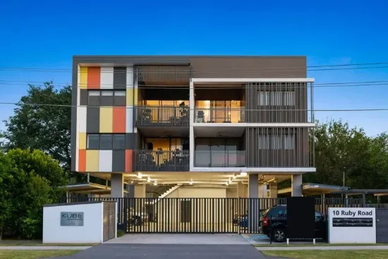 4/10 Ruby Road, Mitchelton, Qld 4053