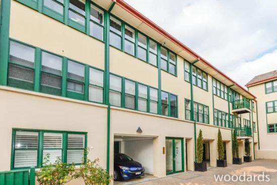 4/10 Wyuna Ave, Hawthorn, Vic 3122