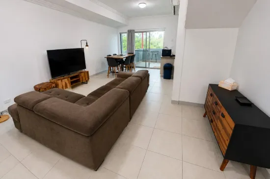 4/11 Eshelby Drive, Cannonvale, Qld 4802
