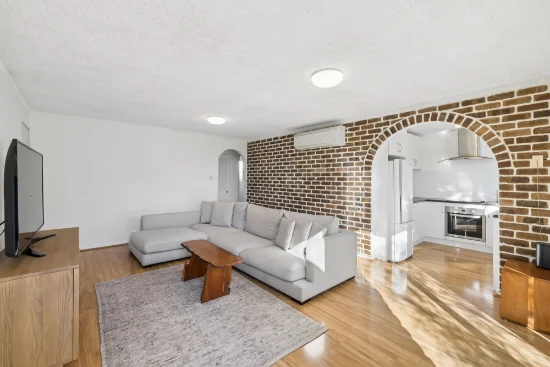 4/123 Brighton Road, Scarborough WA 6019-Image