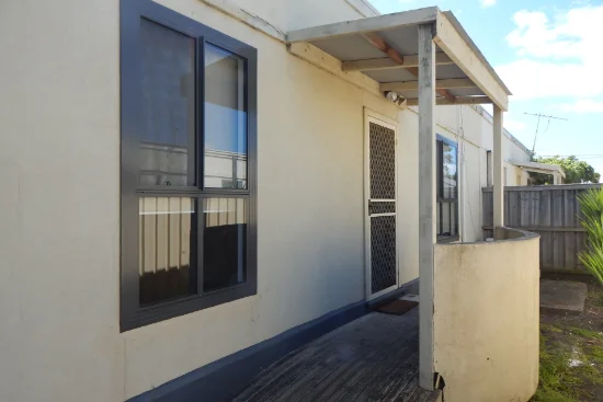 4/15 Elderslie Terrace, Newtown, Vic 3220 - For Rent