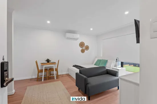 4/15 Wirrinda Dr, Clyde North, Vic 3978