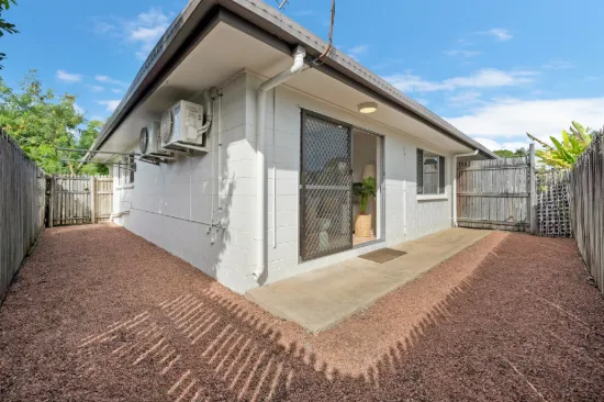 4/16 Vaughn Street, West End, Qld 4810