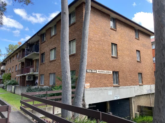 4/162 Sandal Crescent, Carramar NSW 2163-Image