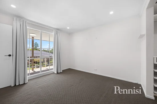 4/165 Mascoma St, Strathmore, Vic 3041-Image
