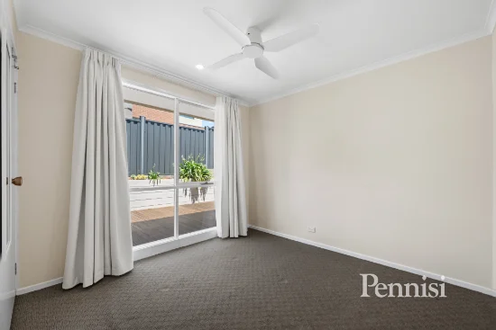 4/165 Mascoma St, Strathmore, Vic 3041-Image