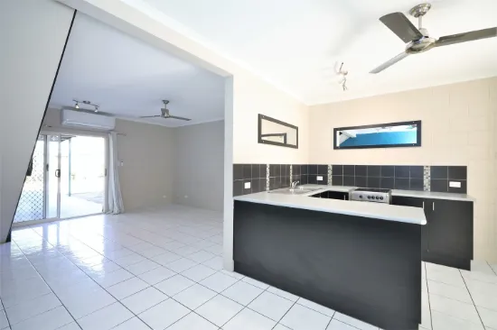 4/18 Robert Road, Bentley Park, Qld 4869