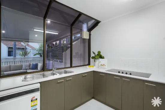 4/185 Labouchere Road, Como, WA 6152-Image