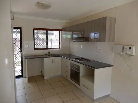 4/187 Lake Street, Cairns City, Qld 4870