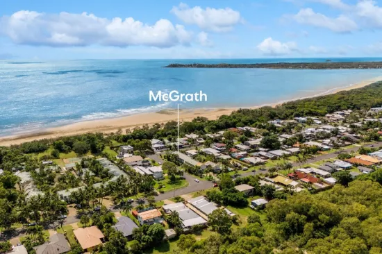 4/2 Coral Drive, Blacks Beach, Qld 4740