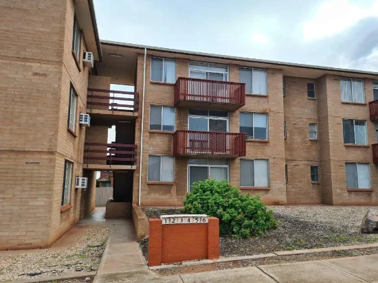 4/2 Kleeman Street, Whyalla, SA 5600