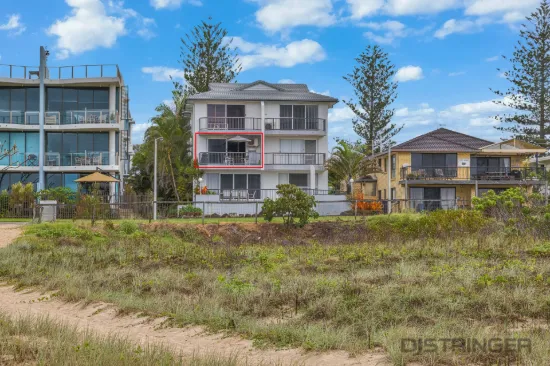 4/241 Golden Four Drive, Bilinga, Qld 4225
