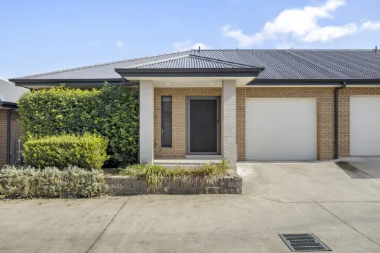 4/267 Denton Park Drive, Aberglasslyn, NSW 2320