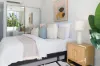 4/28 Landsborough Street, North Ward, Qld 4810-Image
