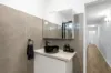 4/284 Lake Street, Cairns North QLD 4870-Image