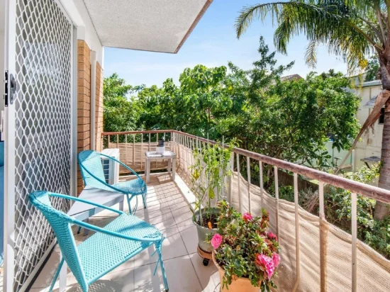 4/30 Labrador Street, Labrador, Qld 4215-Image