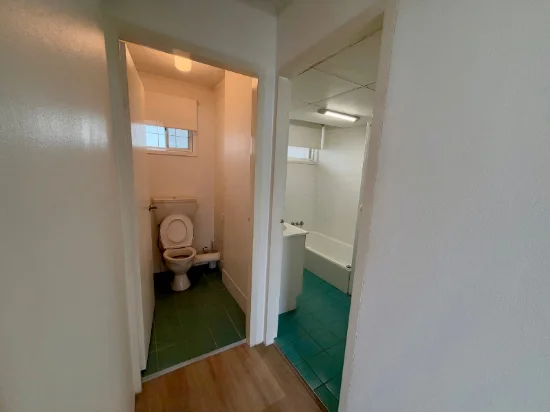4/30 Labrador Street, Labrador, Qld 4215-Image