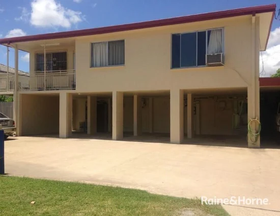 4/32 Albury Street, Pimlico, Qld 4812