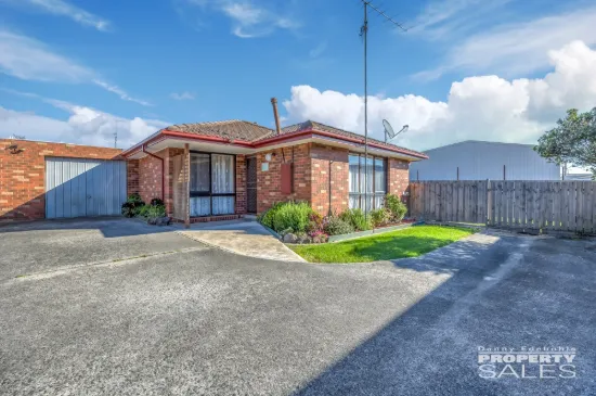 4/32 Saxtons Drive, Moe, Vic 3825