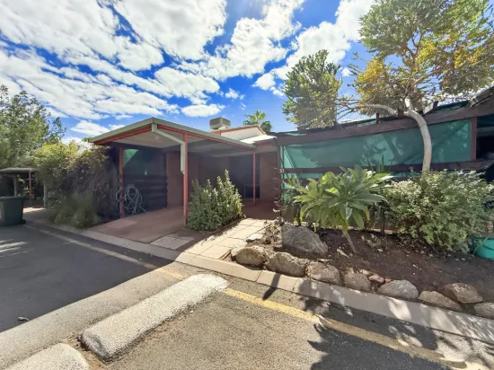 4 (33)/1 Barrett Drive, Desert Springs, NT 0870