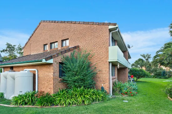 4/4 Blackbutt Way, Barrack Heights, NSW 2528