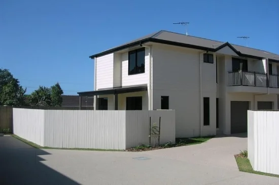 4/4 Byron Street, Mackay, Qld 4740 - For Sale