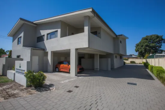 4/4 Crown St, Rivervale, WA 6103