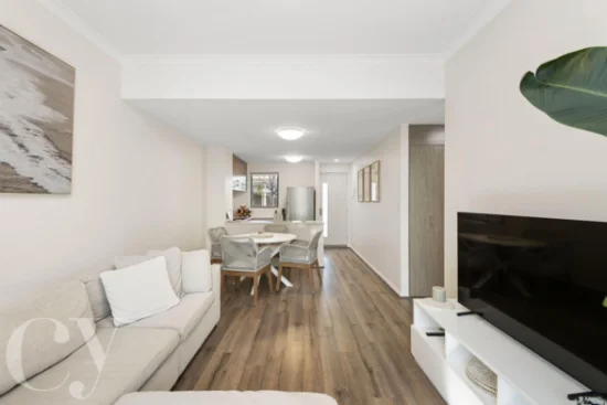 4/4 Fox Street, Spearwood, WA 6163