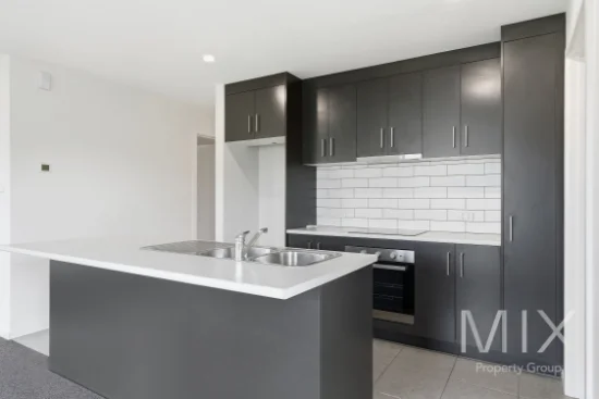 4/4 Haskell Rd, Brighton, Tas 7030