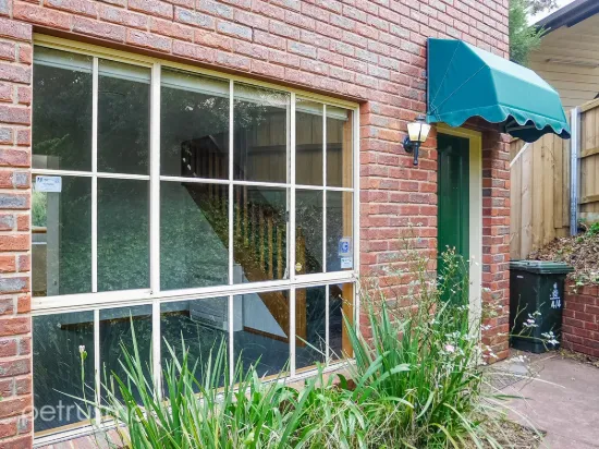 4/4 Mowbray Court, Lenah Valley, Tas 7008