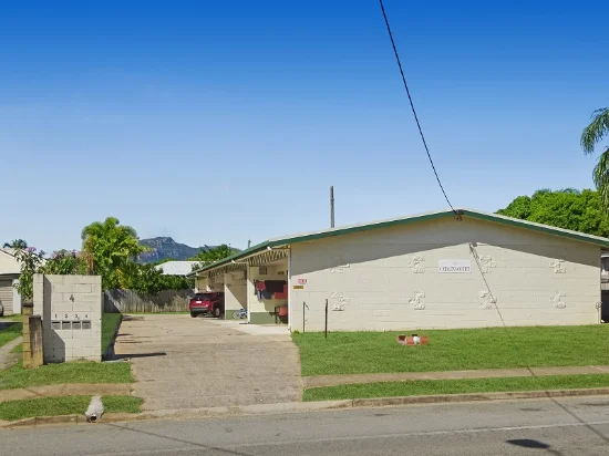 4/4 Palmerston Street, Pimlico, Qld 4812