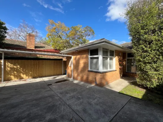 4/40 Chaucer Crescent, Canterbury, Vic 3126
