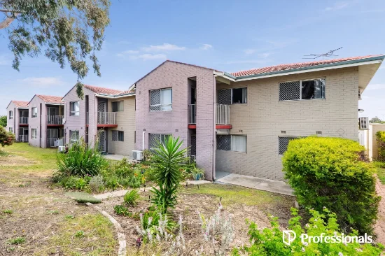 4/48 Connell Way, Girrawheen, WA 6064 - For Rent