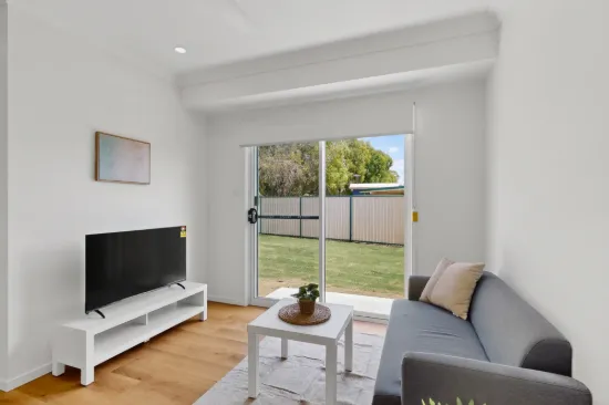 4/5 Brandon Ct, Kippa-Ring, Qld 4021
