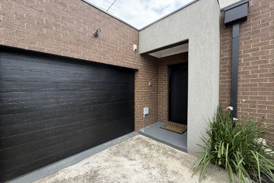4/5 Broadmeadows Road, Tullamarine, Vic 3043
