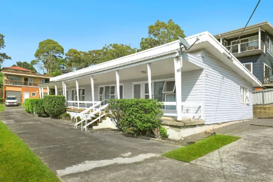 4/51 Heaslip Street, Coniston, NSW 2500