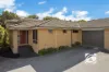4/55-57 Strathavan Drive, Berwick, Vic 3806